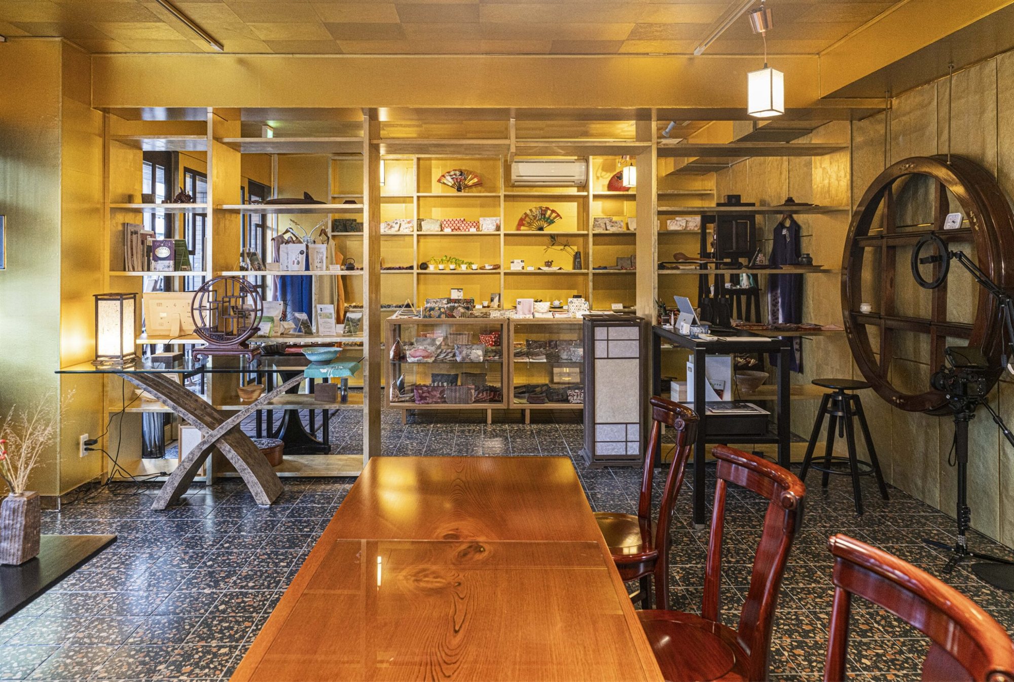 Romanza shop corner in Kyoto